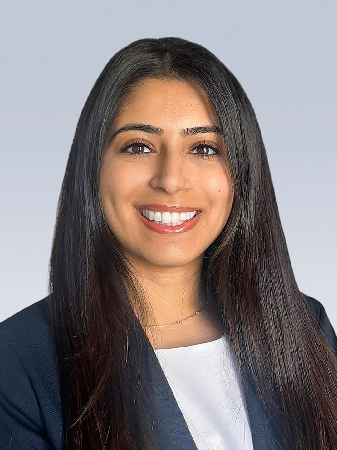 Headshot of Rmaah Memon, MD