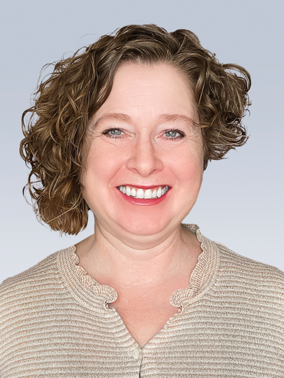 Headshot of Guinevere Grogan Crescenzi, AK