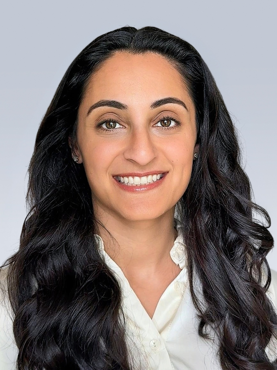 Headshot of Dalia Kaakour, MD