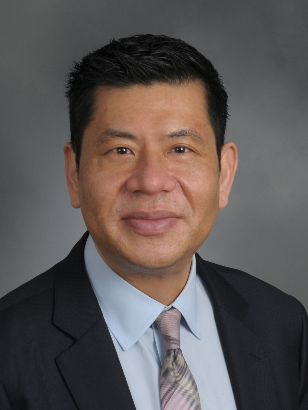Headshot of Shang Loh, MD