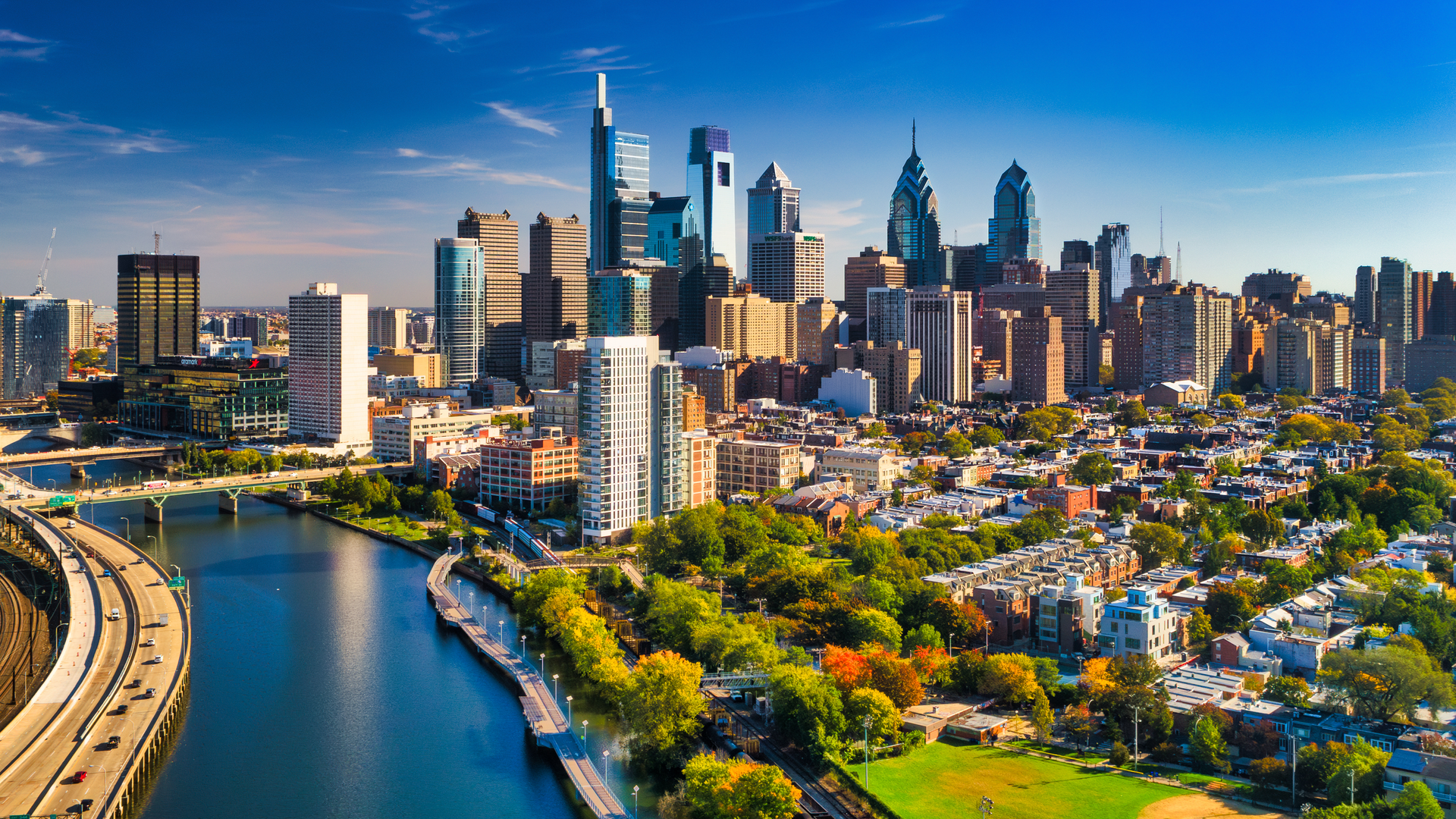 philadelphia-skyline-2168506968.jpg