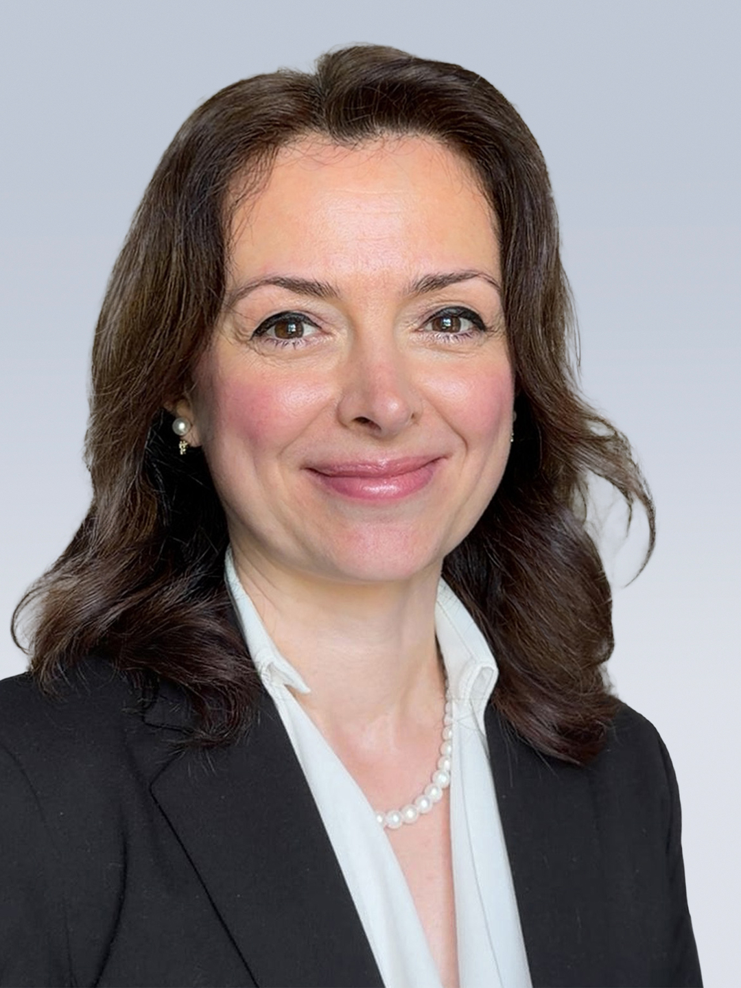 Headshot of Sezen Karakus, MD