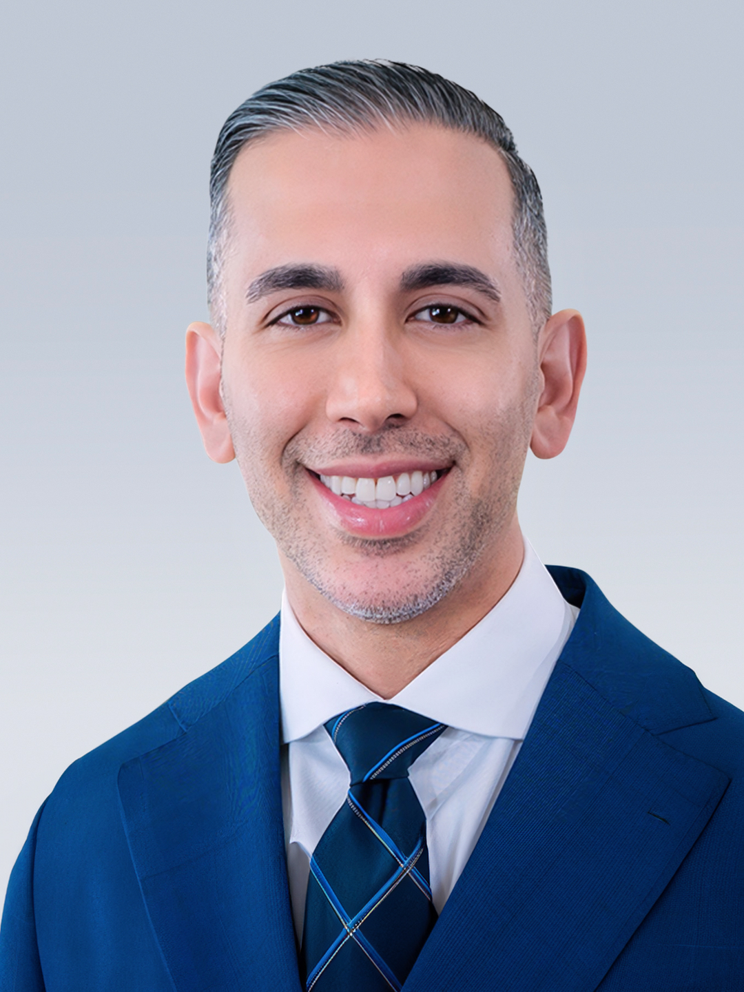 Headshot of Farshad Rashidian, DO