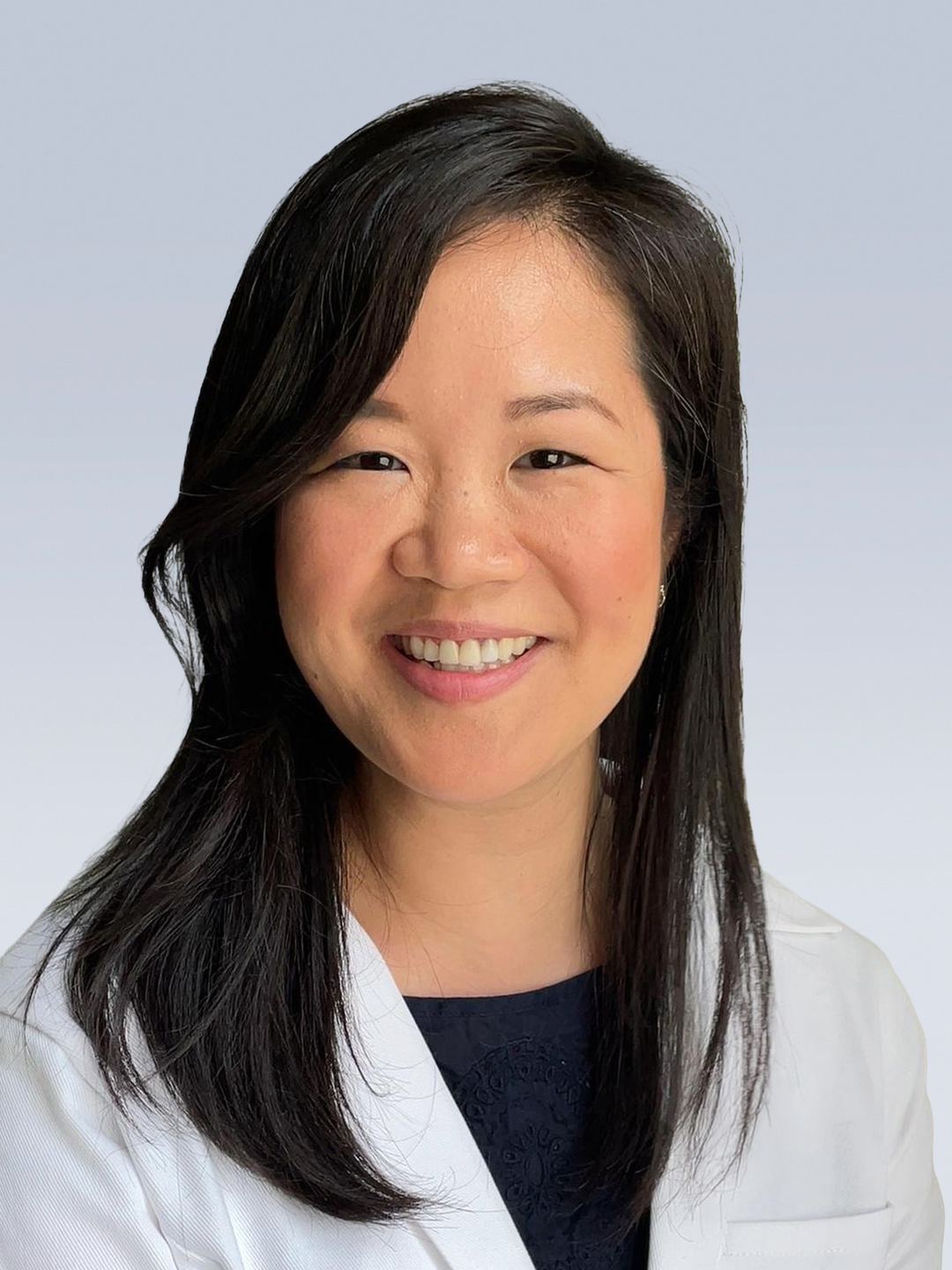 Headshot of Esther Yoo, MD