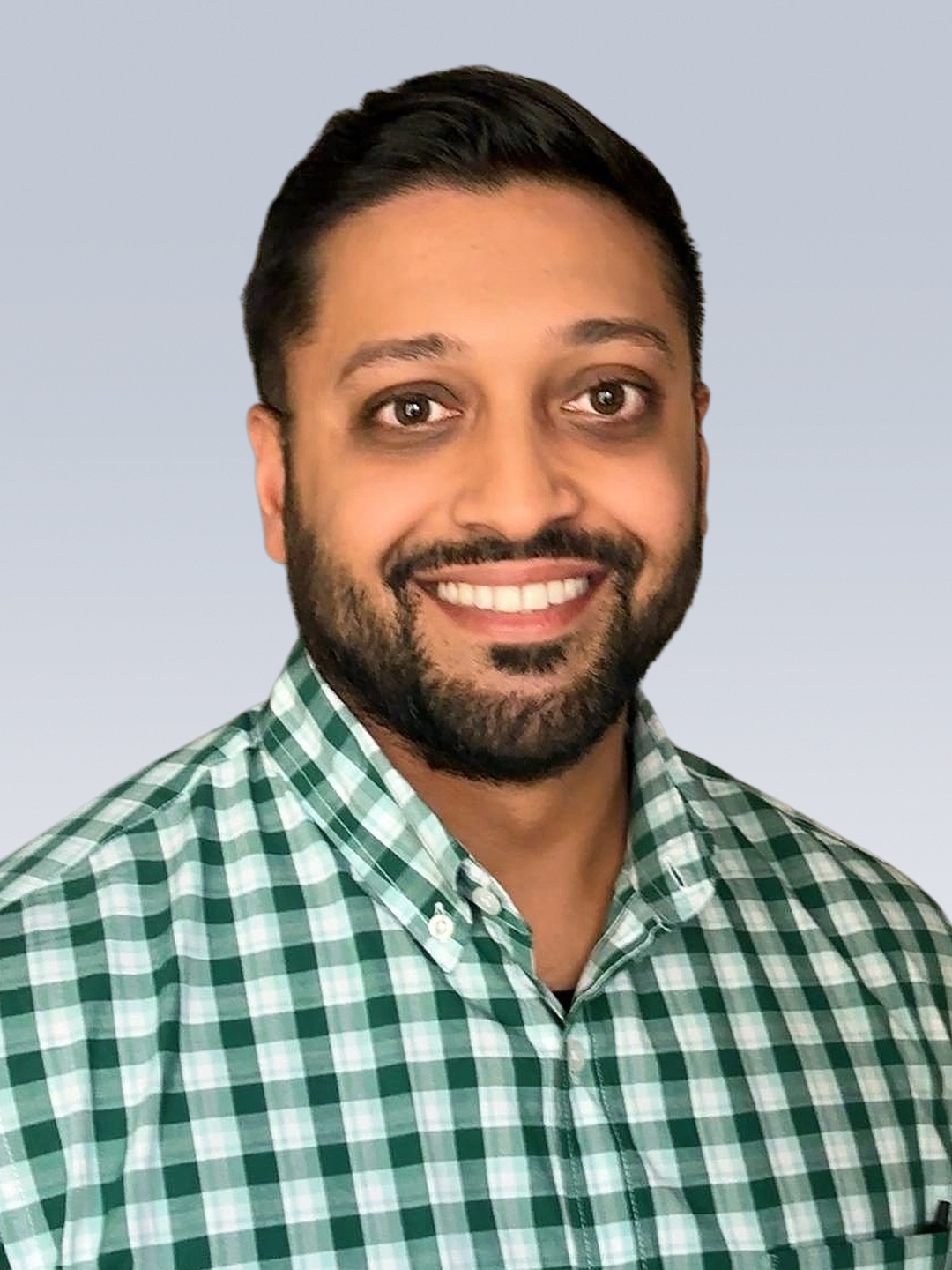 Headshot of Simran Grewal, DO