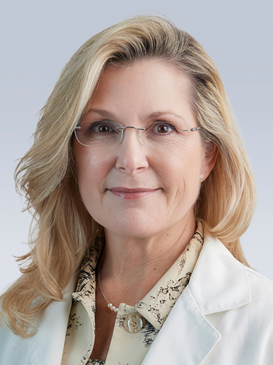 Headshot of Lisa W. Pinheiro, MD