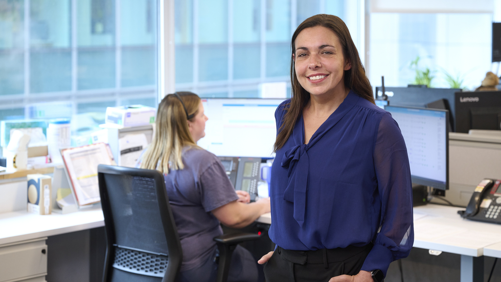 robin-wood-capacity-management-center-nurse-cubicle-computer