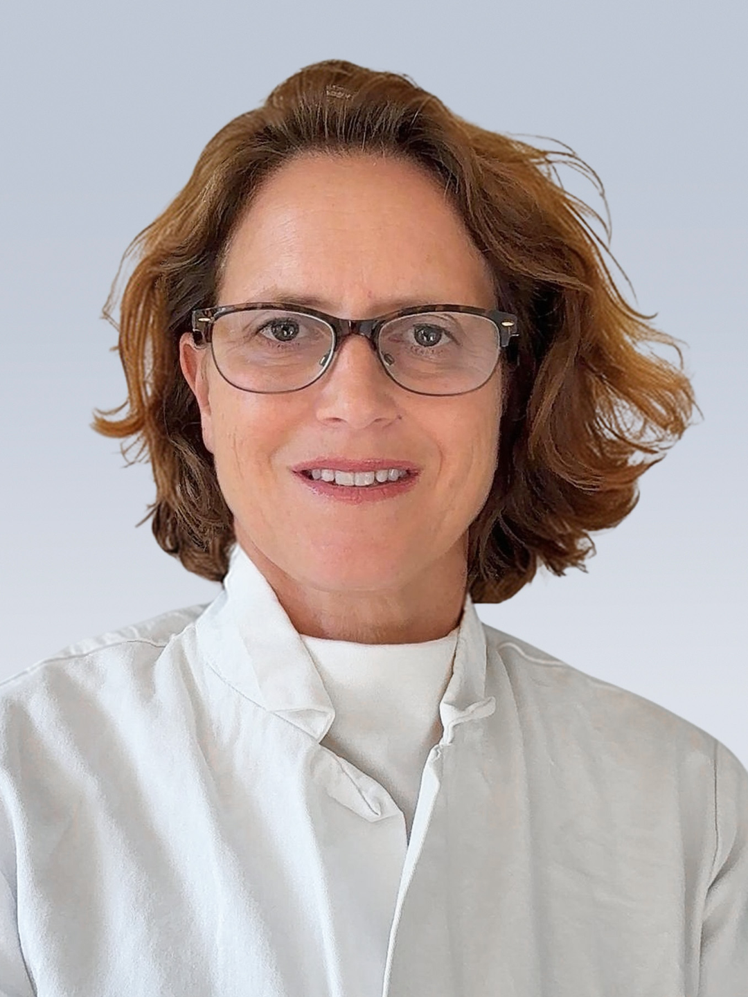 Headshot of Dafna Ofer, MD