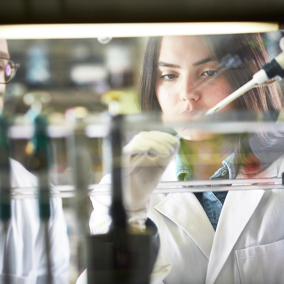 Penn Medicine proton therapy researchers in lab 