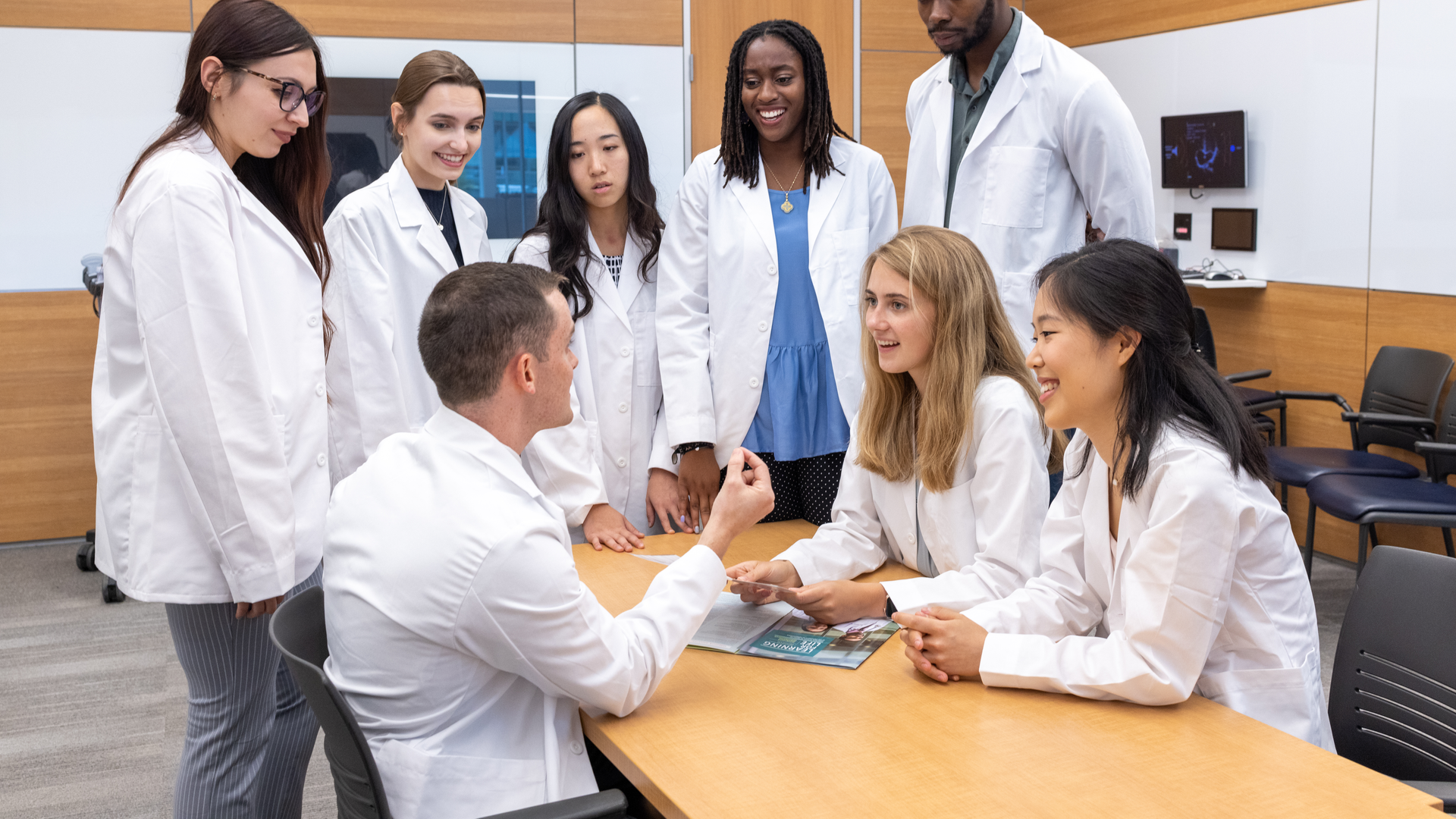 Medical students from the Perelman School of Medicine gather in classroom