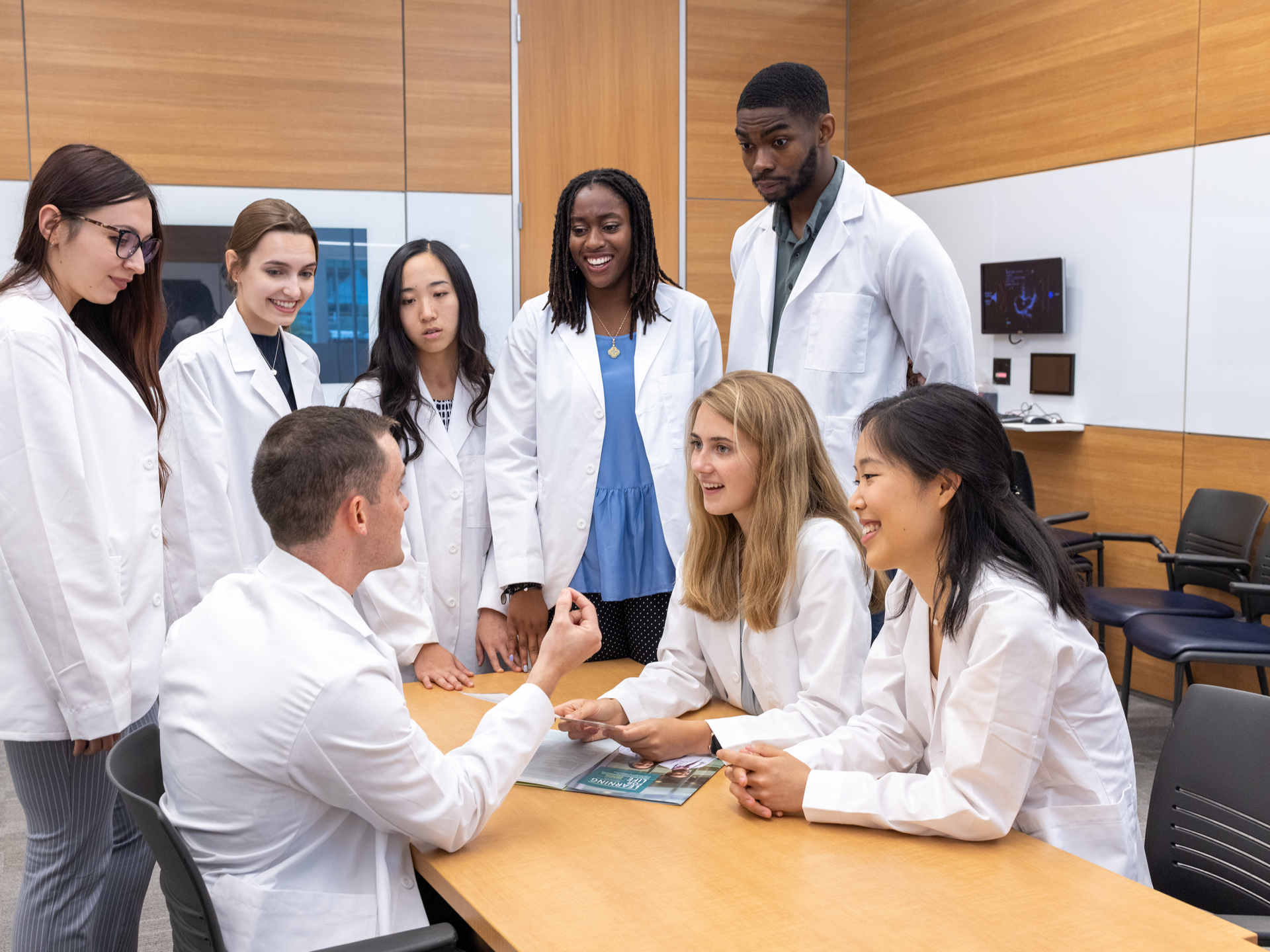 Medical students from the Perelman School of Medicine gather in classroom