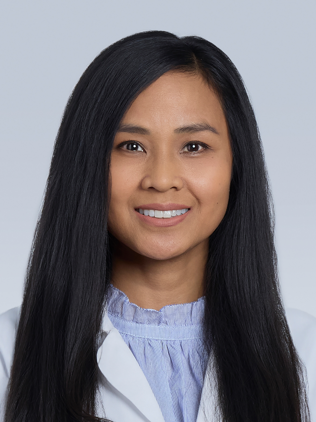 Headshot of Sophea Bachalis, MSN, CRNP