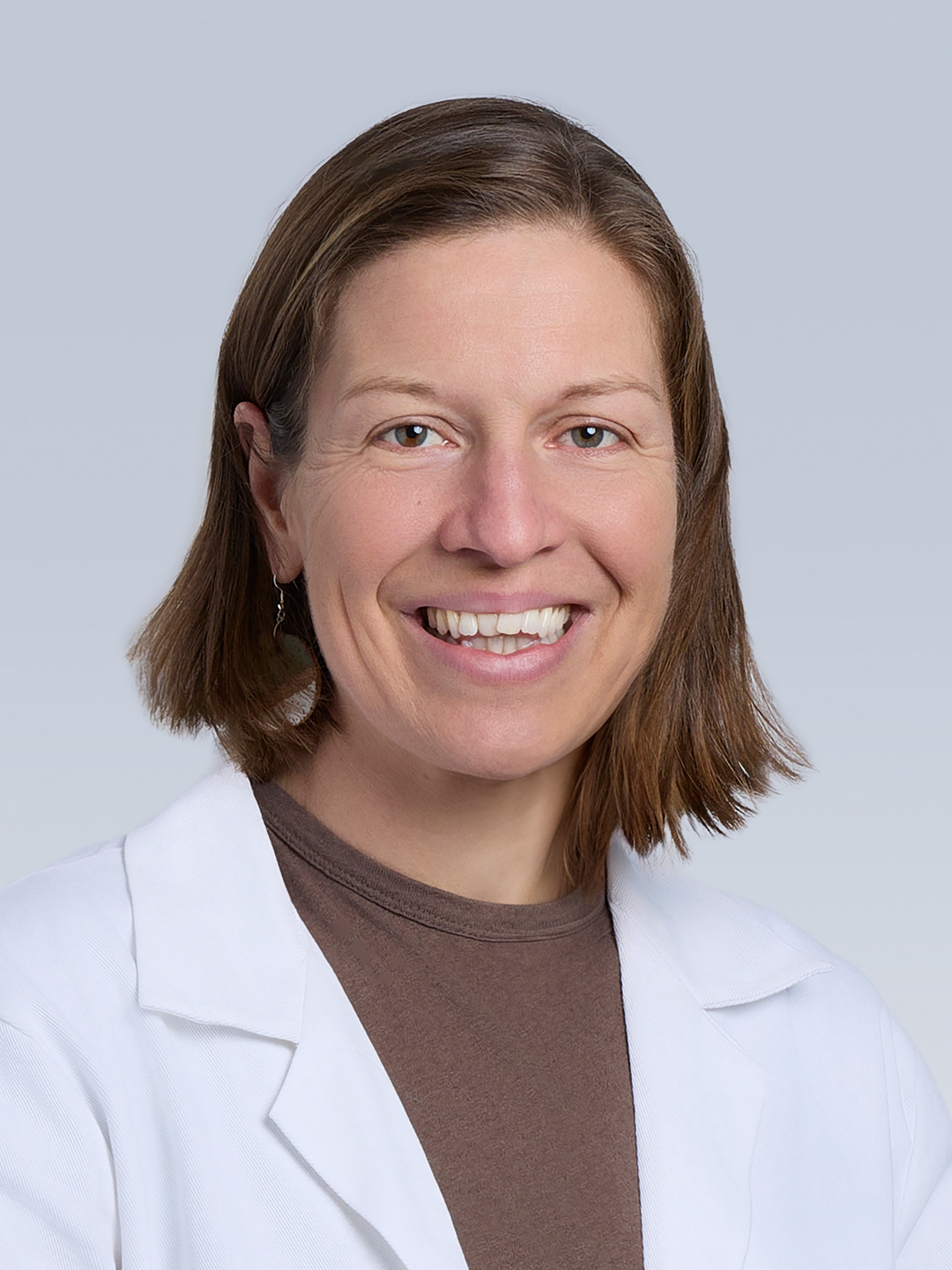 Headshot of Cara Mullen McGuinness, CNM, MSN
