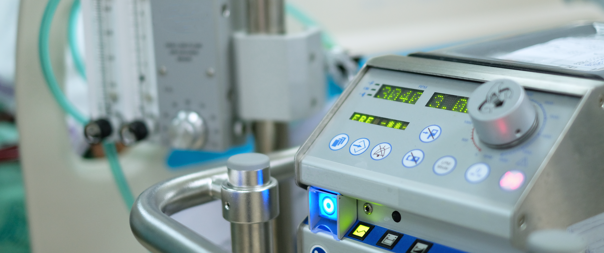 A console for extracorporeal membrane oxygenation (ECMO)