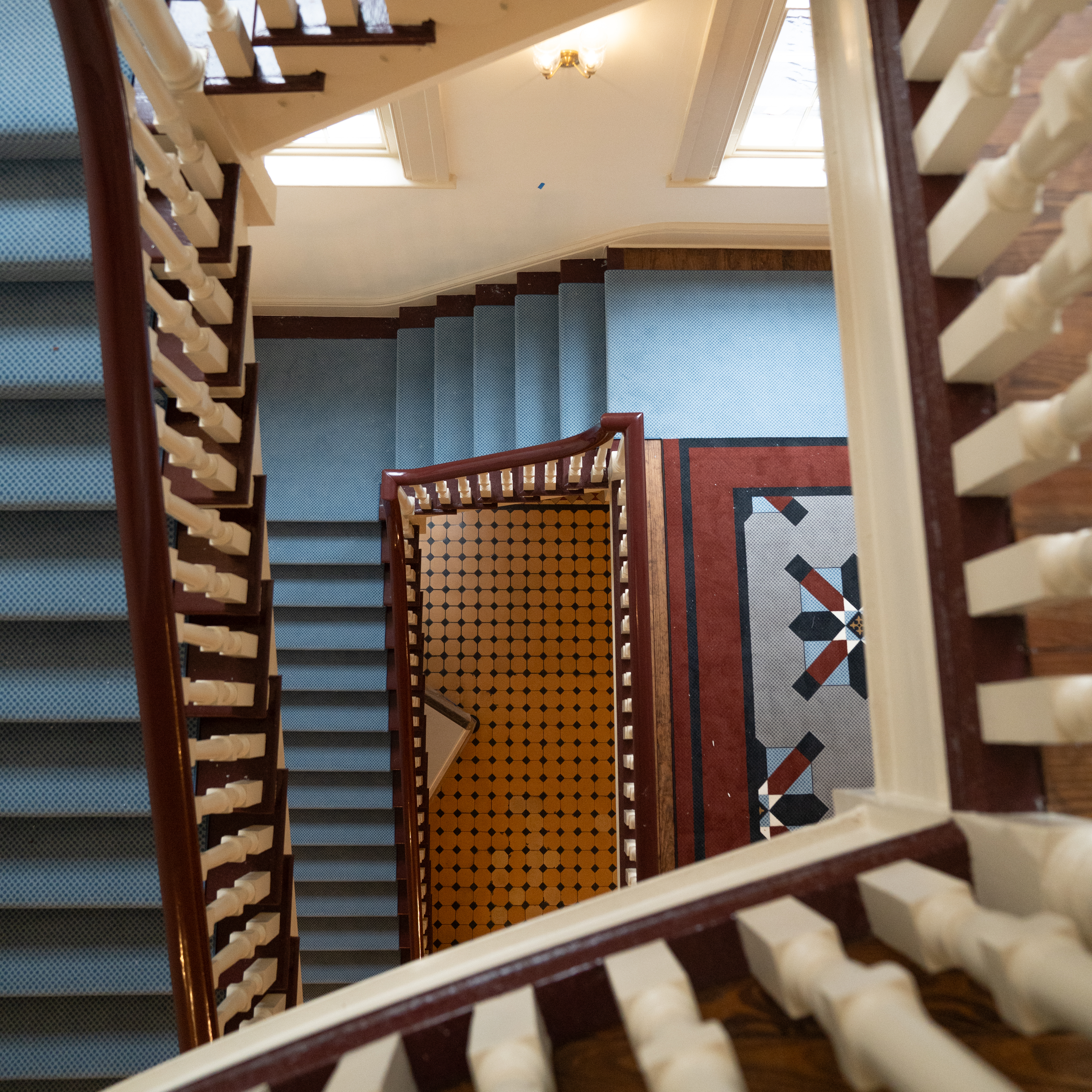 The staircase in the Great Court of Pennsylvania Hospital’s Pine Building