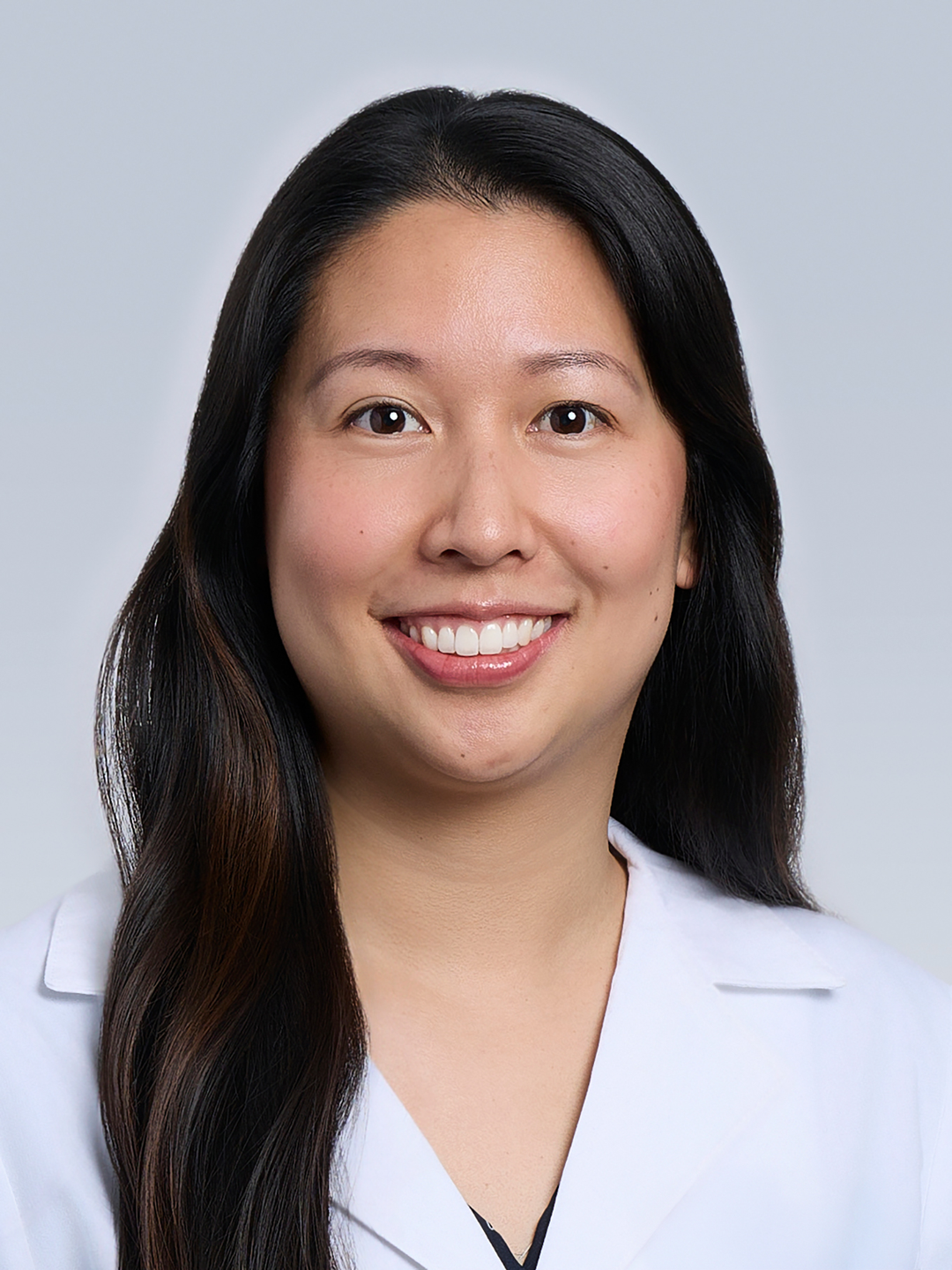 Headshot of Emmelyn Luu, MD
