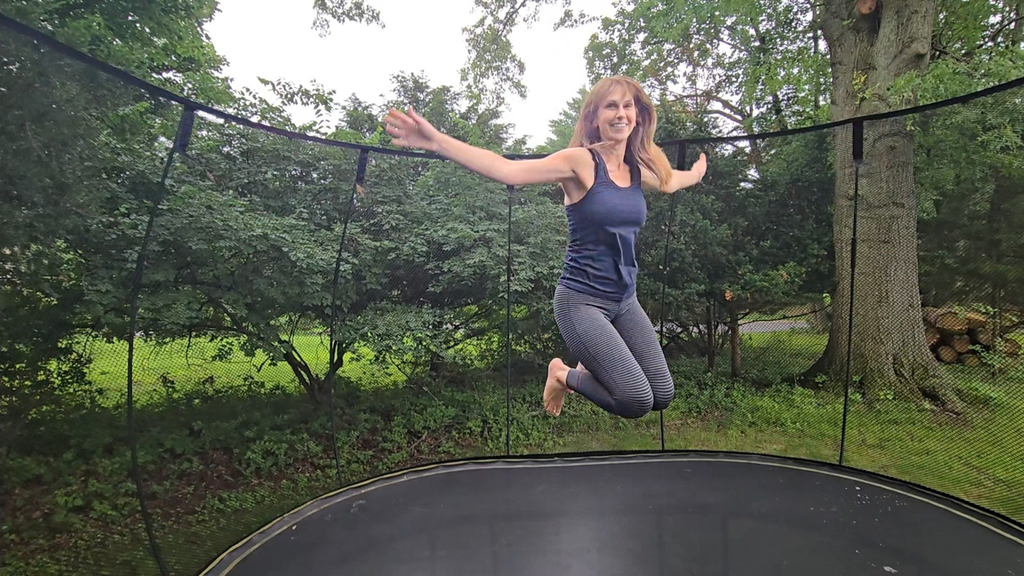 Free to laugh, sneeze, and jump after care for leaky bladder