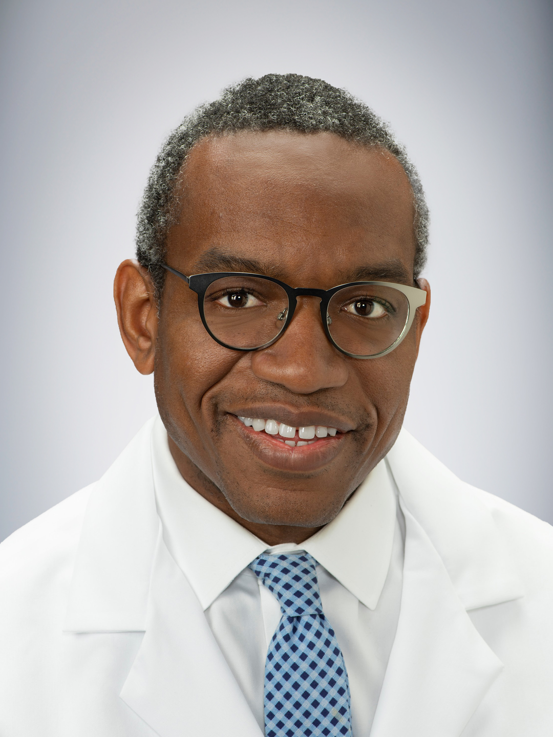 Headshot of Nduka M. Amankulor, MD