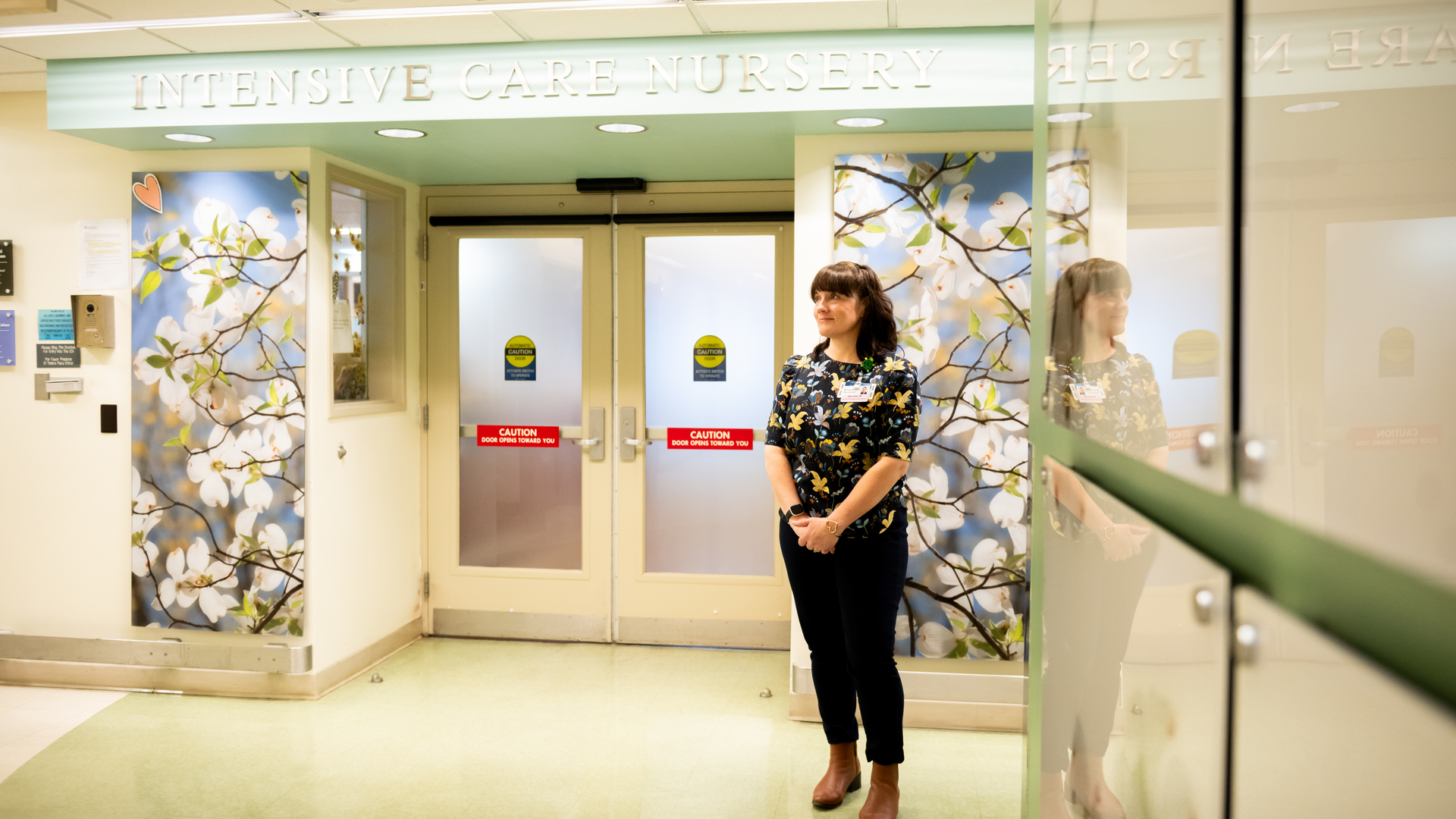 Sara Cohen standing outside of Pennsylvania Hospital’s Intensive Care Nursery