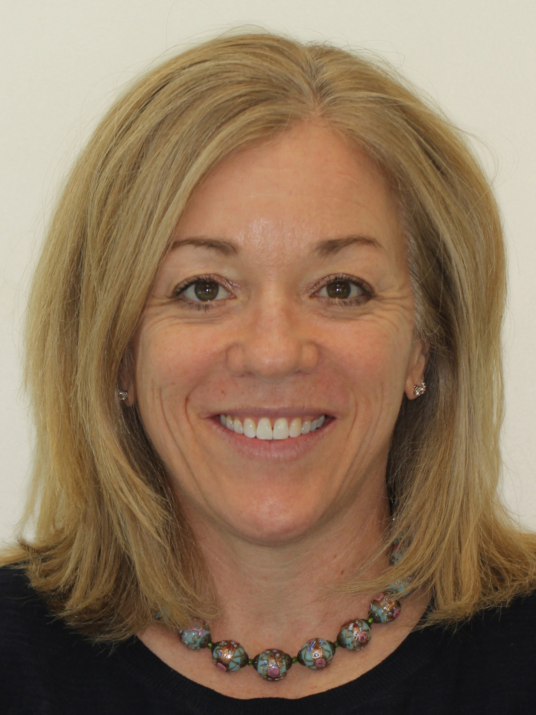 A headshot of Jennifer Betz