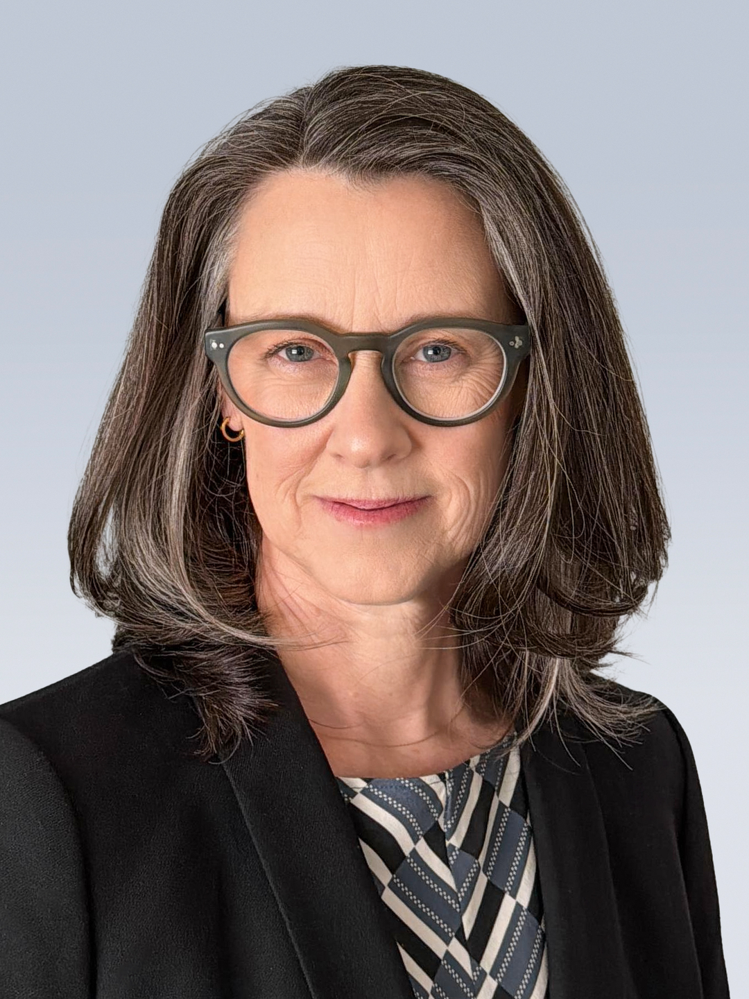 Headshot of Calin Lisenbee, CNM